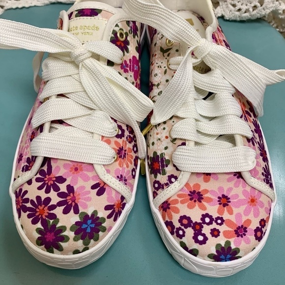 Nib KATE SPADE Keds Kickstart KS Logo PFC Pink size 9.5M Floral / Gold Details - Picture 3 of 8